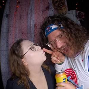 Meet your Posher, Travis